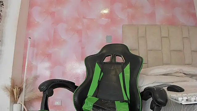 emily_lean_: онлайн-секс-чат