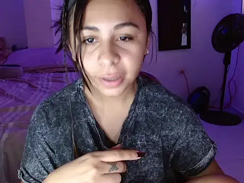 Chat +18 de violet_leo ao vivo