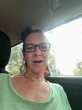 Lilbeezie81 Live XXX Chat