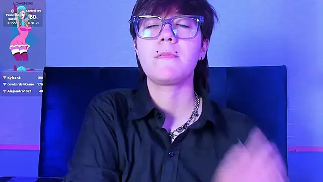 Онлайн чат XXX Tsuki_Maru