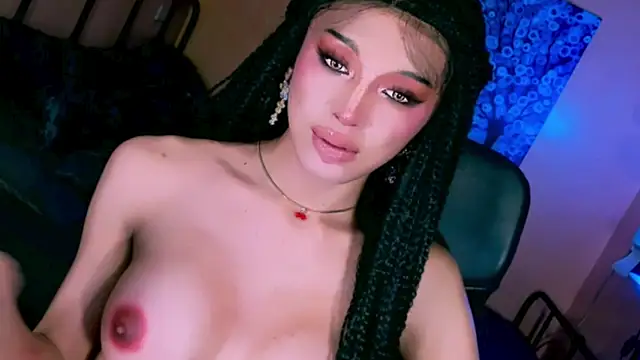 xUrGoddess_Bellax Adlı Modelin Canlı XXX Sohbeti