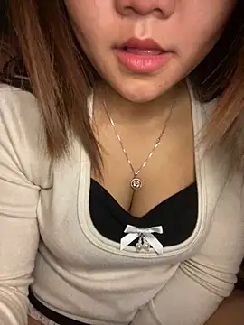 Sunset-yll Adlı Modelin Canlı XXX Sohbeti