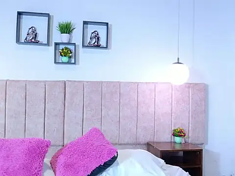 Chat XXX ao vivo de katiamoree