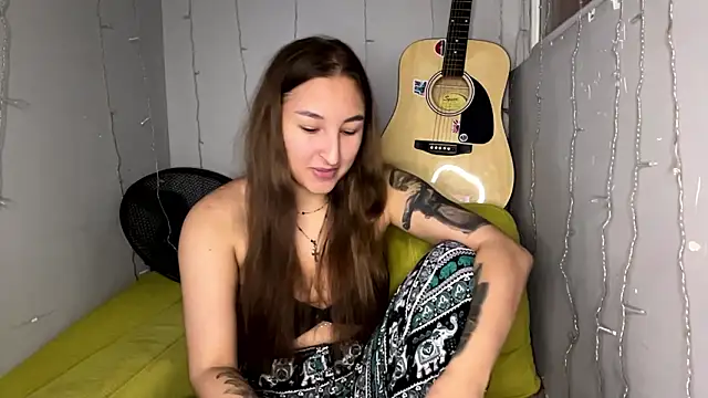 Mlacutehere Live XXX Chat