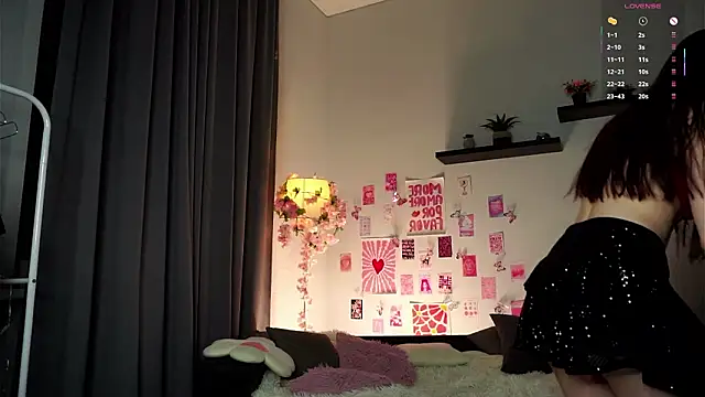 ManyMercuri Adlı Modelin Canlı XXX Sohbeti