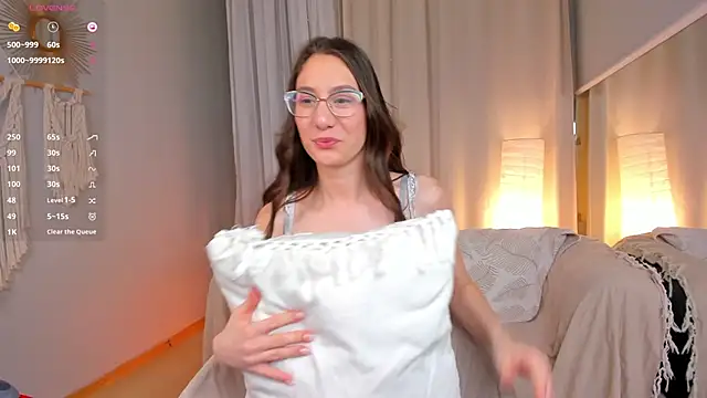 LolaBennett live XXX chat