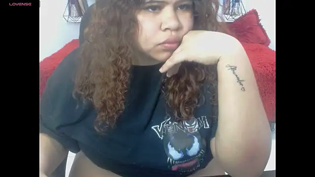 Cloe_r: онлайн-секс-чат