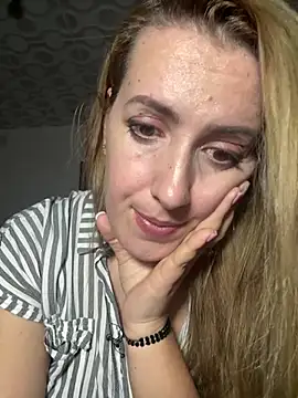 DollieRosse live XXX chat