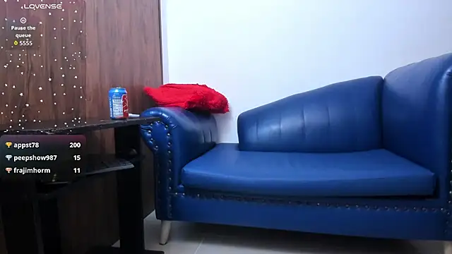 Cleopatra_Trans লাইভ XXX চ্যাট