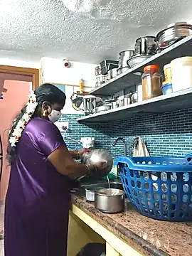 bakyasree143: διαδικτυακό σόου στην κάμερα