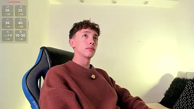 Tomy_Rox Live XXX Chat