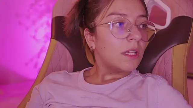 Chat XXX en directo de milly_kenner