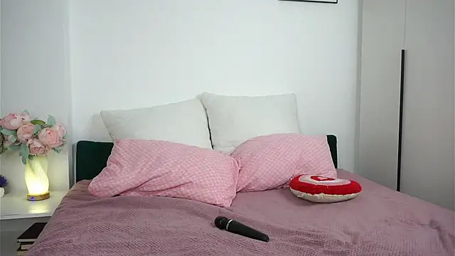 SusannaScholler's Live XXX Chat