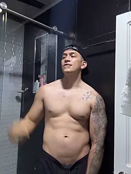 OliverWest04 Adlı Modelin Canlı XXX Sohbeti