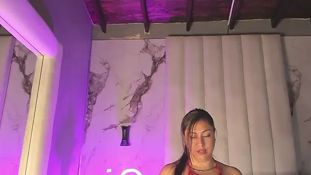 دردشة ZaraKnox الجنسية المباشرة