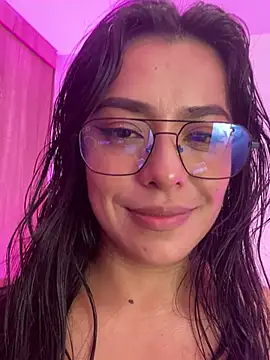 foxxy_lover élő XXX-chatje