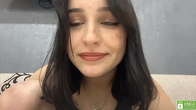 Sylynisem লাইভ XXX চ্যাট