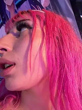 Онлайн чат XXX Maaddy_LS