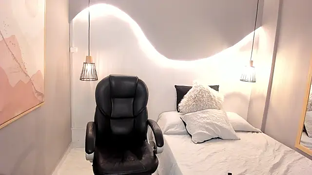 Julieth_brown_ Adlı Modelin Canlı XXX Sohbeti