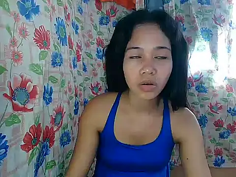 PinaySkinnyGirl: онлайн-секс-чат