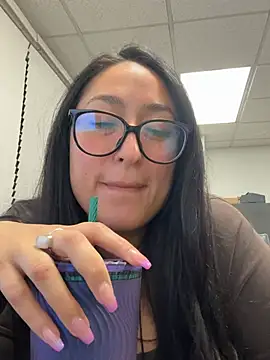 Chat +18 de Goddessxxrosexx ao vivo