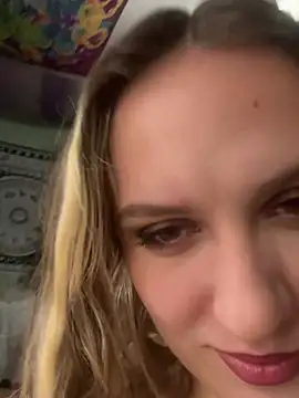 mommy69thristy2 Show in webcam