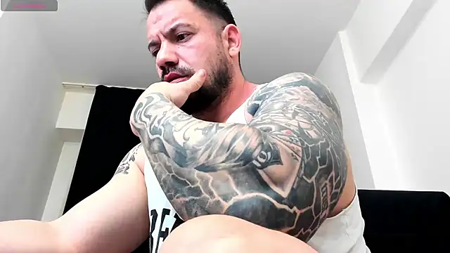 musclemonster31 Live XXX-chat