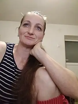 CrazyMaya39のライブXXXチャット