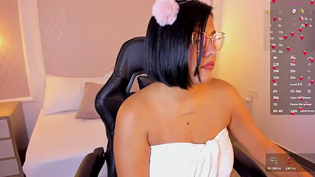 nina_desire_のライブXXXチャット