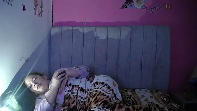 musaleva303av Chat XXX in diretta