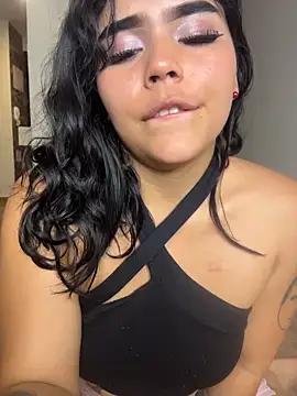 Chatroom XXX en direct de misty_chloe