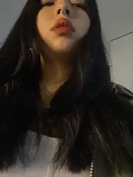 Valu_euphoria's Live XXX Chat