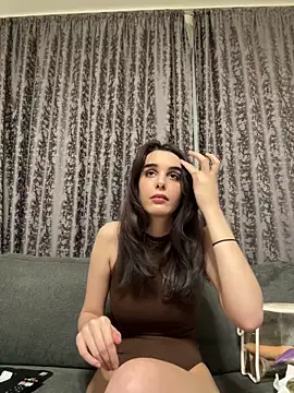 Mazzekynn Live XXX chat