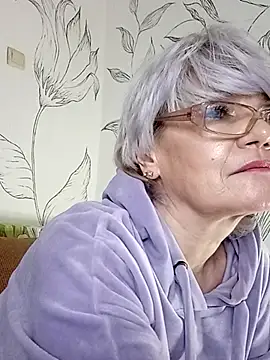 Catty_Lady Chat XXX live