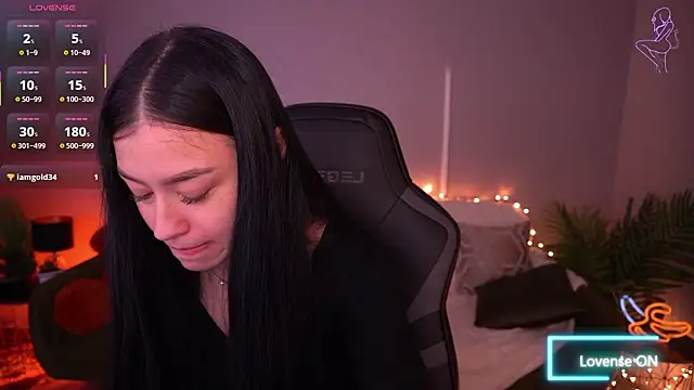 دردشة FataleNellie الجنسية المباشرة