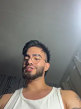 King_Draven3's Live XXX Chat