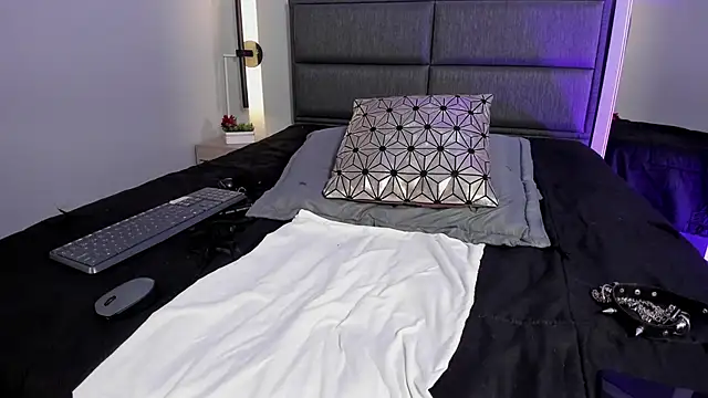 دردشة Lara_reynolds_ الجنسية المباشرة