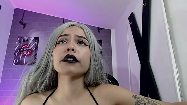 aleesha_cameron02のライブXXXチャット