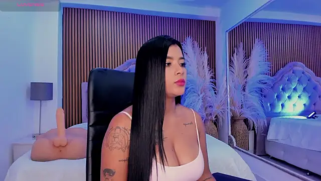 SelenaStonne Chat XXX live