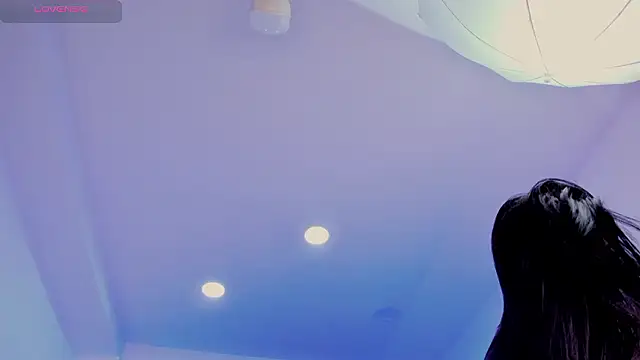 SelenaStonne Chat XXX in diretta