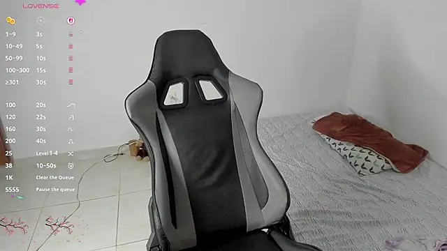 star_shooting8 élő XXX-chatje