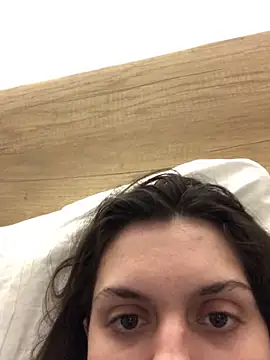 Louise-Mai2001のウェブカメラショー