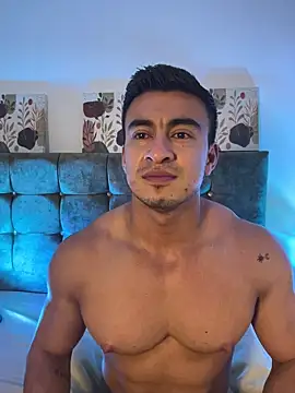 Chris_Clarck live XXX chat