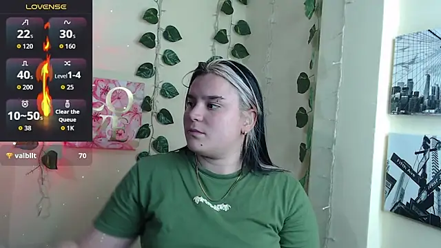 Nika_1_ Chat XXX live