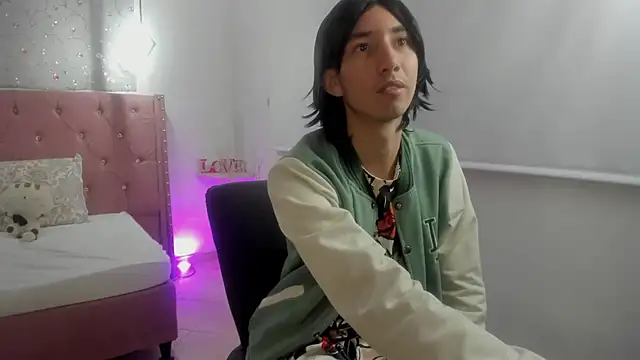 loverisu-coral 即時 XXX 聊天