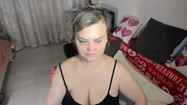 MildMature's Webcam Show
