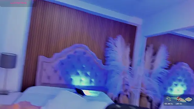 Онлайн чат XXX SelenaStonne