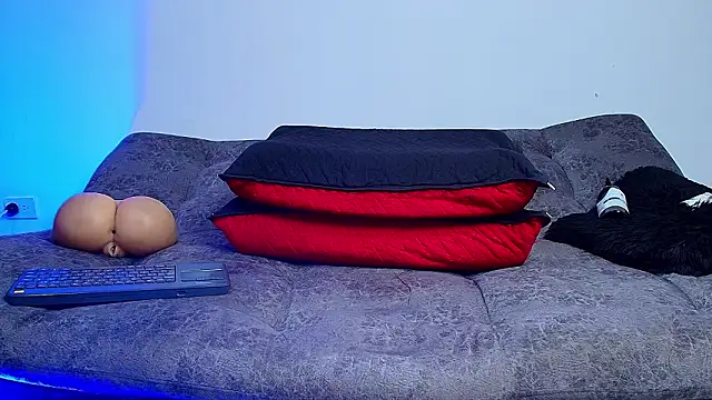 XXX chat uživo modela BrayaanFit