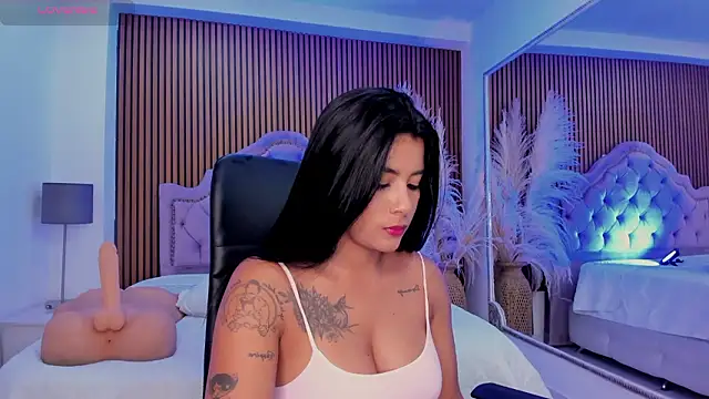 SelenaStonne 现场XXX聊天