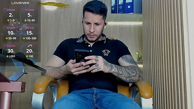 George_Diesell Chat XXX live